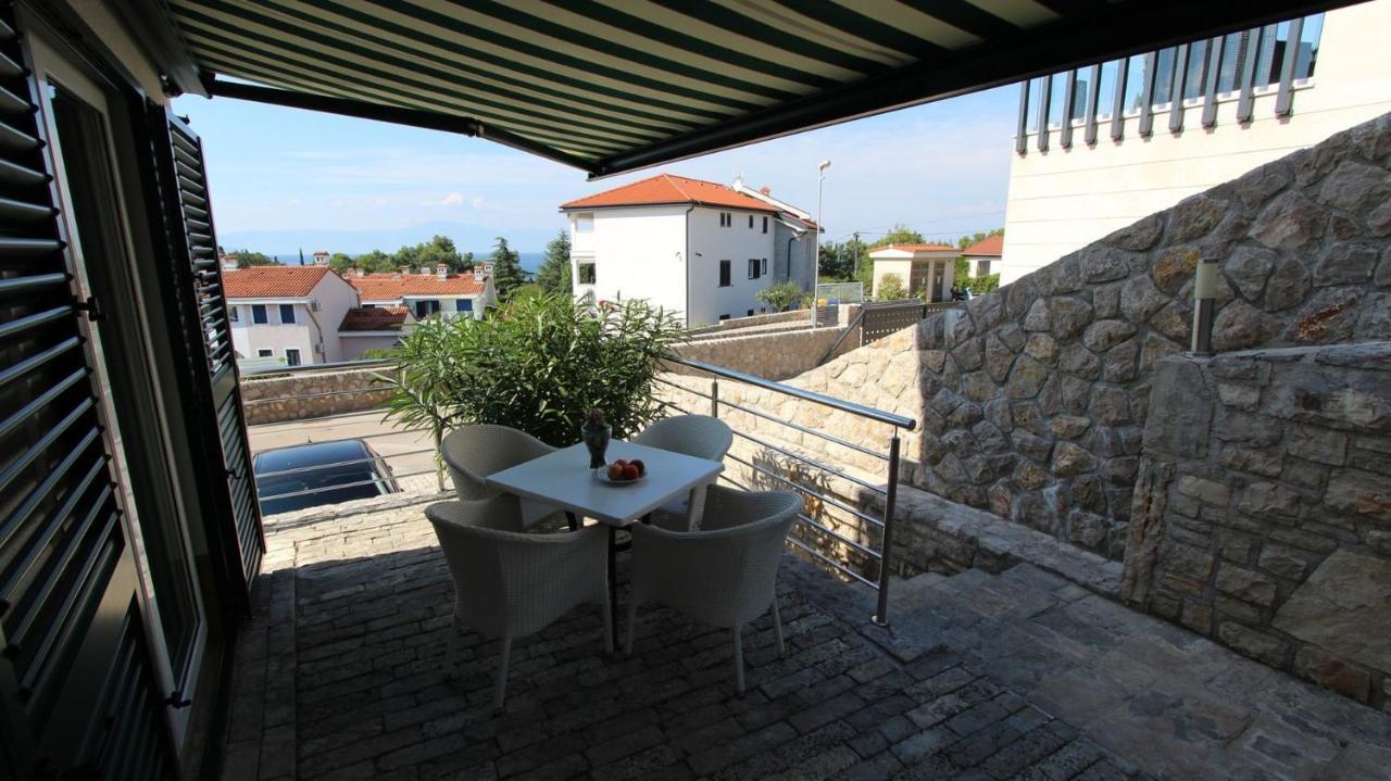 Apartments Adria Malinska Dış mekan fotoğraf