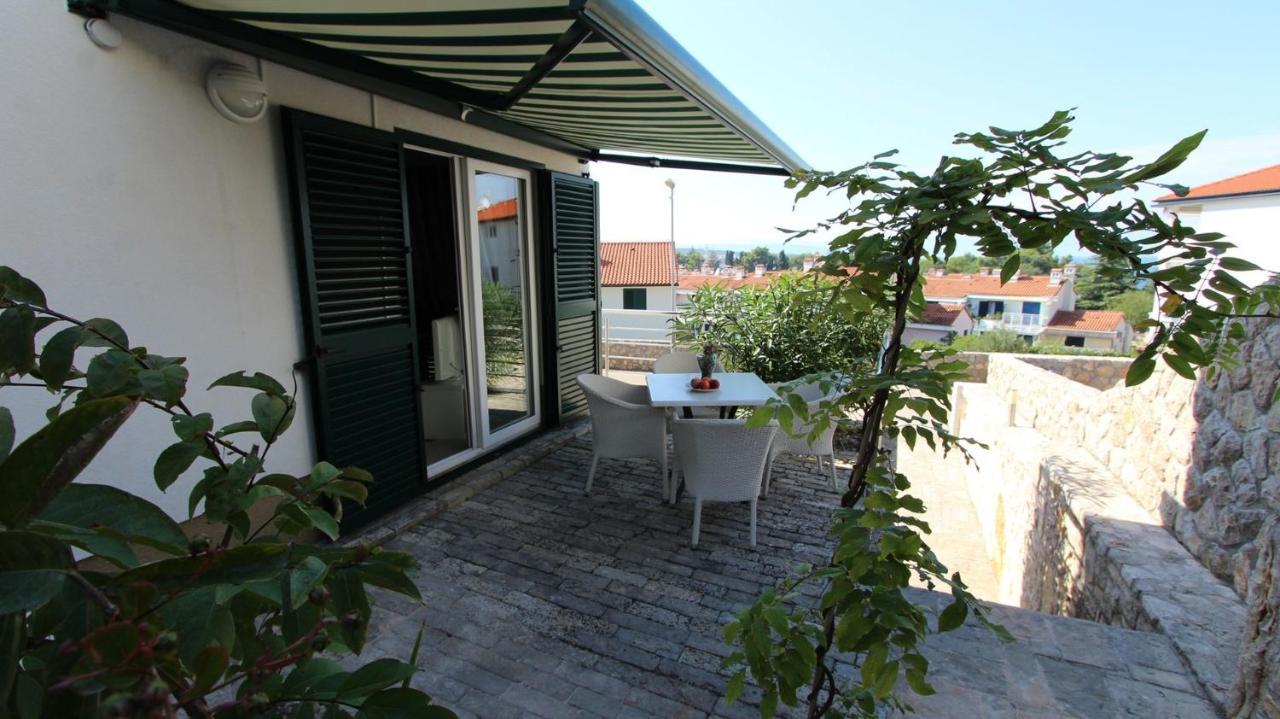 Apartments Adria Malinska Dış mekan fotoğraf