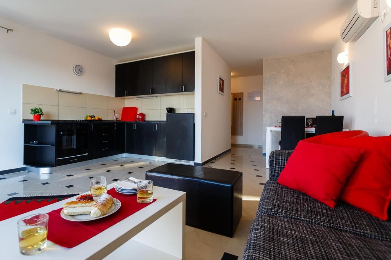Apartments Adria Malinska Dış mekan fotoğraf